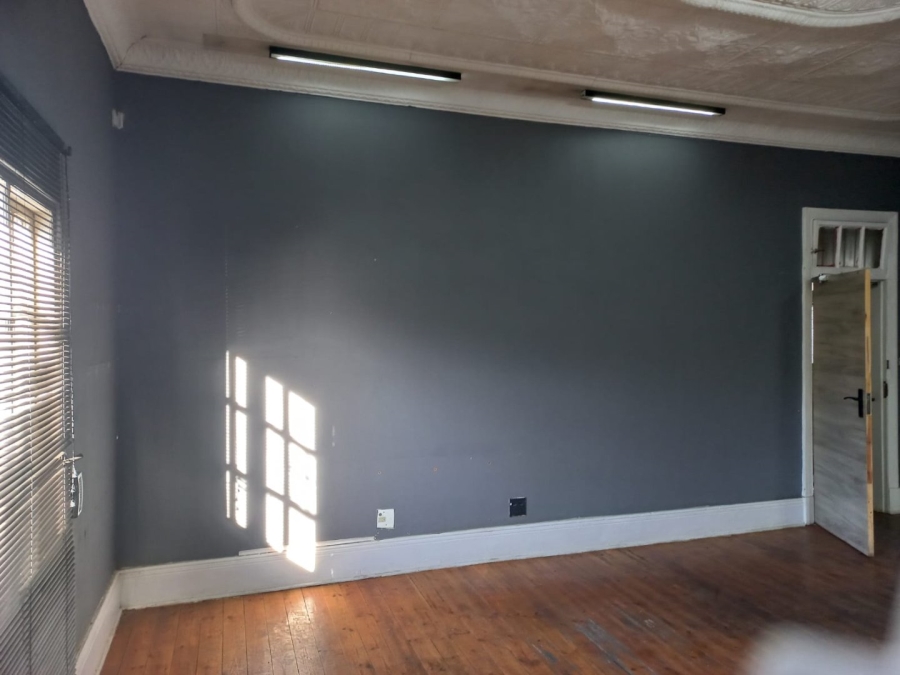 To Let Commercial Property for Rent in Navalsig Free State